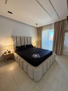 Panoramic View Designer Apartment