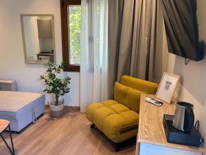 Pythagorio Living - Limone