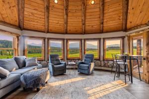 Mountain Gem in Alma - Views Game Room