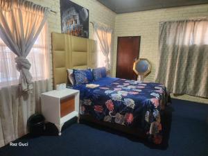 92 Howard Square Guest House Benoni