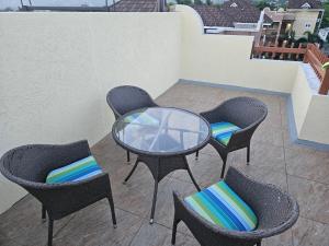 Private Penthouse Rooftop Oasis, Liguanea