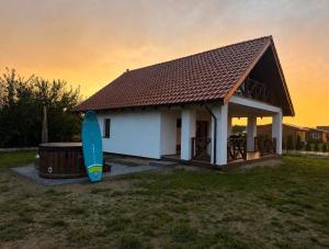 Lazurowa Chata Rydzewo I Balia i Deska Sup w cenie I 12 osób I 200m do plaży