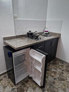 Acogedor Apartamento A Una Cuadra De La Av Santander