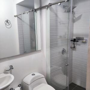 Apartamento Moderno y Acogedor con Piscinas, Aire Acondicionado y WiFi en Ricaurte - Girardot