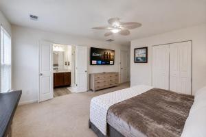 Coastal Retreat - EV Charger - Near Marina & Beaches