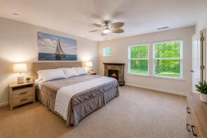 Coastal Retreat - EV Charger - Near Marina & Beaches