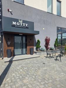 Motty Residence