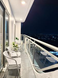 Azure North with PS4 VNH STAYCATION