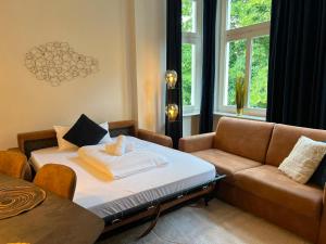Altbau-Apartment 2 SZ Augustaplatz Kurpark & GOP Bad Oeynhausen