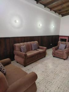 Casa y cuartos Xela