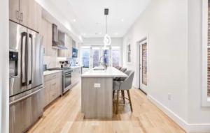 Sleeps 12! Downtown-Entire home wrooftop