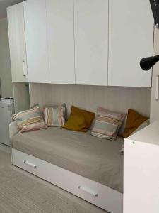 Studio apartment on the lake