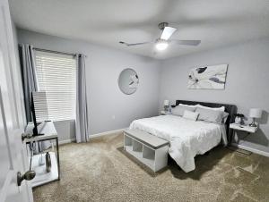 Blue Bliss Spacious 3 Bedroom Charlotte Home