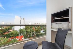 Hermoso Apartamento con Cochera y Parrilla! Vista a Villa Morra 5