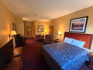 Pocahontas Inn & Suites