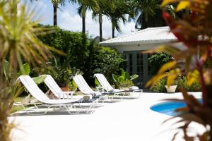 Stunning Family Villa with Private Pool Near Beach - Gibbs Glade Villa