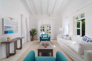 Stunning Villa 2 Mins to Beach - Coral House