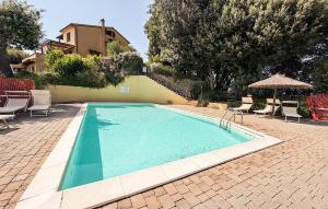 Lovely Apartment In Montescudaio With Wifi
