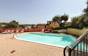 Lovely Apartment In Montescudaio With Wifi