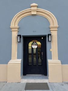Los Ventanales