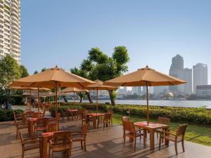 Ibis Bangkok Riverside