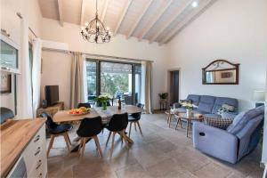Villa Ares