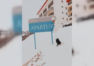 Apartur