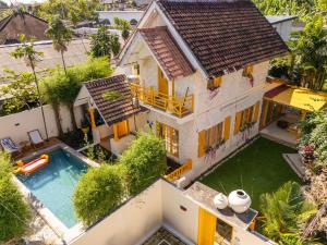 Villa Helios Kerobokan