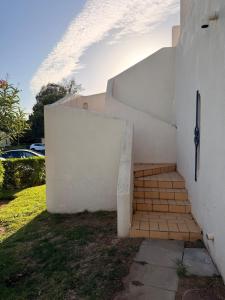 Bemposta Garden Apartment by Rosado