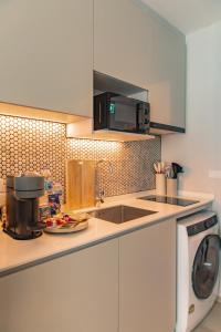 Title Serenity 1-Bedroom Suite with Balcony by TVC D216