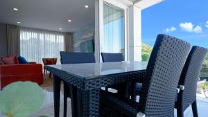 Luxury Condo 2 Bedroom