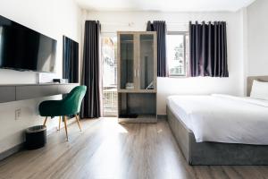 Nicecy Hotel - 218 Le Thanh Ton Street