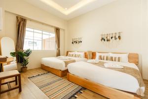 Rivla B Pool Villa