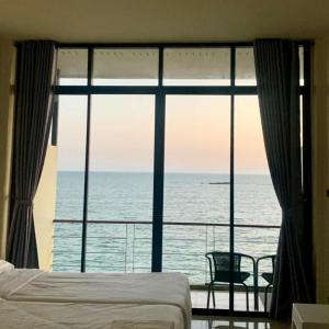 Phala Shore Resort