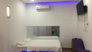 Nhà nghỉ M
