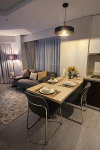 Tambuli Seaside Living 12N - Lapu Lapu