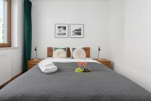 Lumina I 2BR Apart with Parking I Balcony in Warsaw