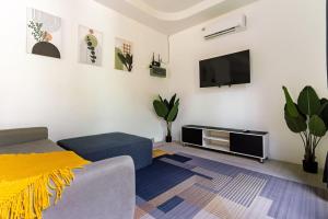Srithanu Garden 2BR House Family Pets
