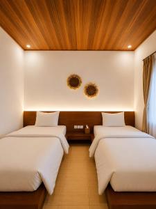 Lantis Corp Inn