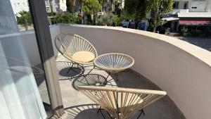 Leos Apartments Brand-New Boho Chic Apartment