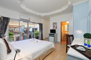 Gorgeous Boutique Room