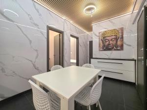 Hybrid 6D Luxury Suite by SDR
