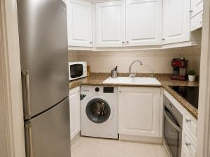 Apartamento Apolo XIV con terraza, parking y piscina junto al mar - Inmodream Calpe