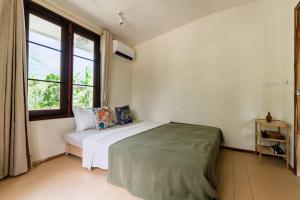 Zen Beach 2BR House Beachfront
