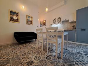 Blu Apartment