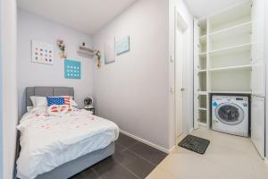 Balcony Home Arcoris Soho Mont Kiara