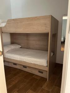 3-Bedroom Home, Free Parking,10 Minutes from Seville