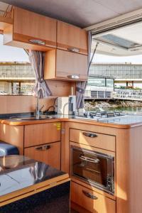 Rosé Dream Boat by Portugal Active