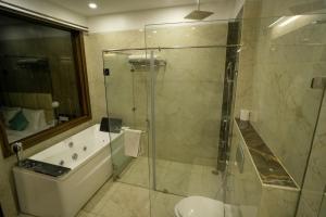 Hotel Krinoscco Ayodhya