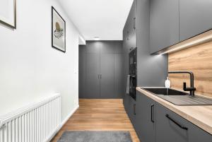 Sophisticated Apartment for 6 - Old Town BA